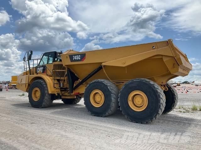 CAT 745C Karjeriniai savivarčiai