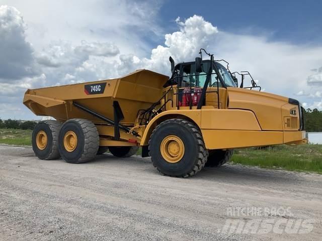 CAT 745C Karjeriniai savivarčiai
