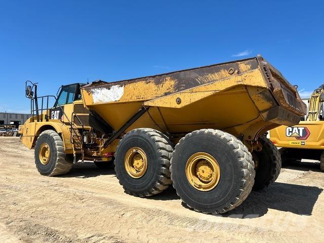 CAT 745C Karjeriniai savivarčiai