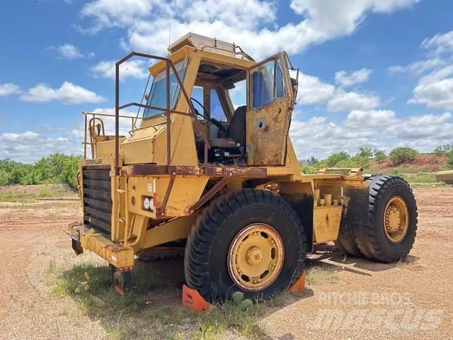 CAT 768C Karjeriniai savivarčiai