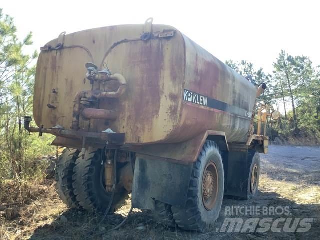 CAT 769C Vandens sunkvežimiai