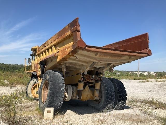 CAT 773B Karjeriniai savivarčiai