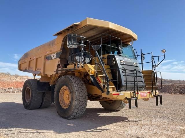 CAT 773F Karjeriniai savivarčiai