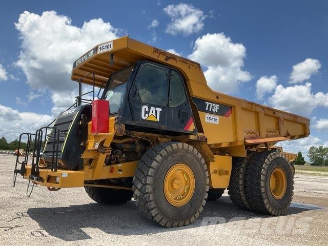 CAT 773F Karjeriniai savivarčiai