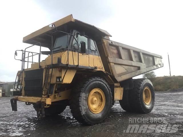 CAT 775B Karjeriniai savivarčiai