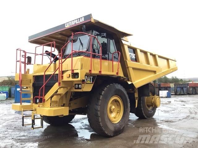 CAT 775E Karjeriniai savivarčiai