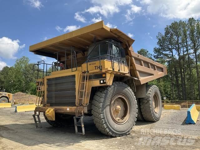 CAT 777D Karjeriniai savivarčiai