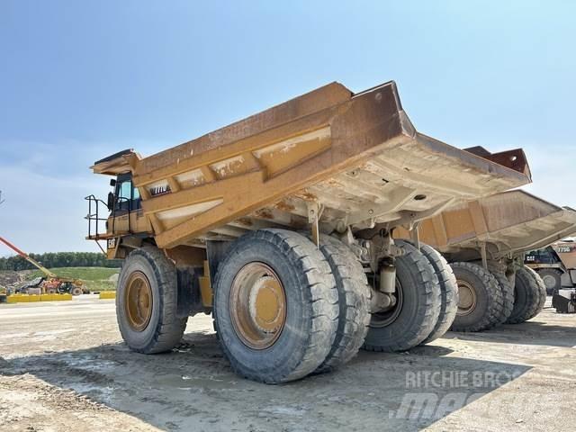 CAT 777D Karjeriniai savivarčiai
