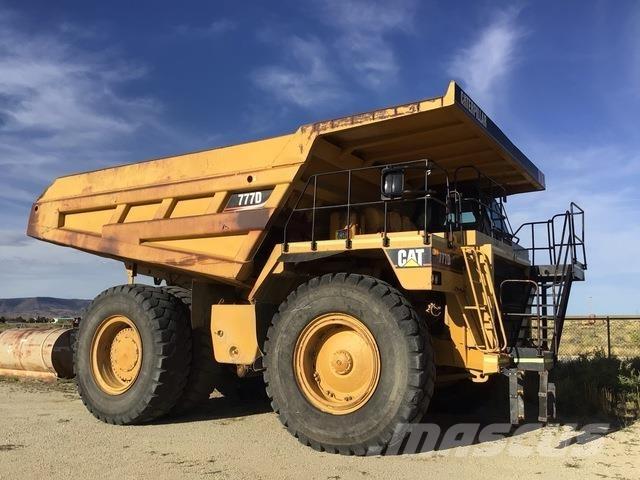 CAT 777D Karjeriniai savivarčiai