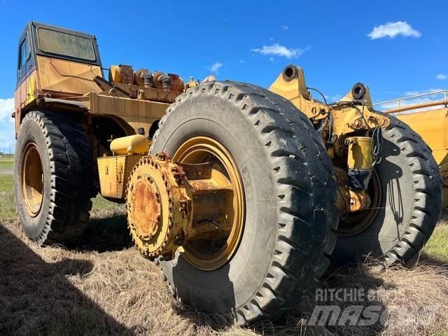CAT 777D Statyba - Kita