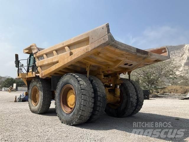 CAT 777F Karjeriniai savivarčiai