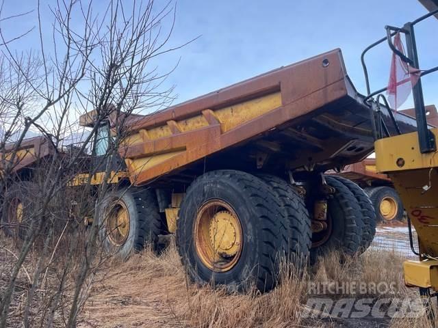 CAT 777F Karjeriniai savivarčiai
