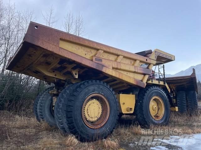 CAT 777F Karjeriniai savivarčiai