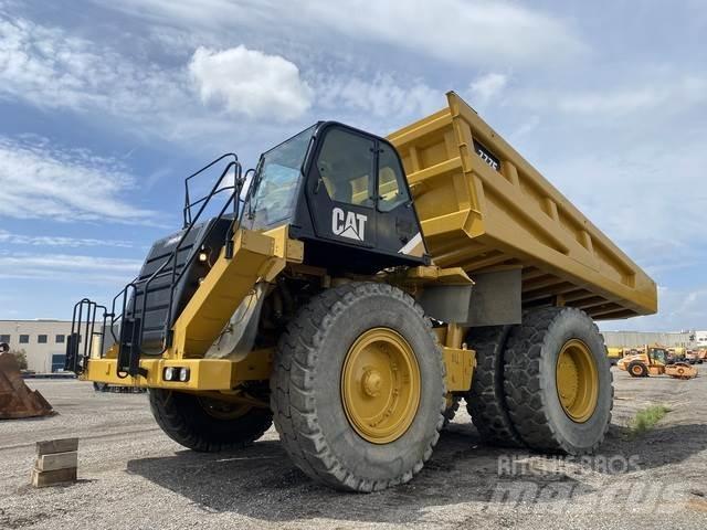 CAT 777F Karjeriniai savivarčiai