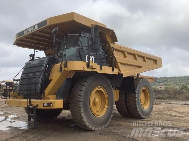 CAT 777F Karjeriniai savivarčiai