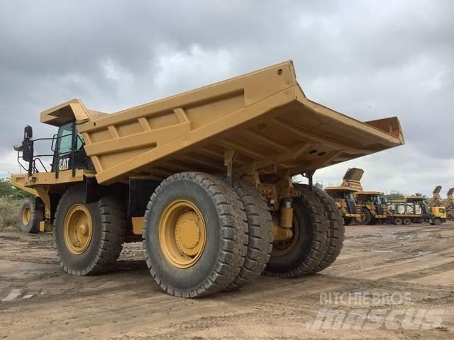 CAT 777F Karjeriniai savivarčiai