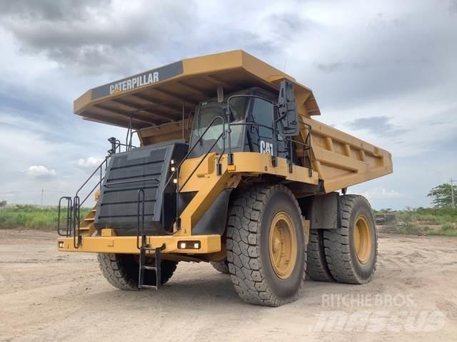 CAT 777F Karjeriniai savivarčiai