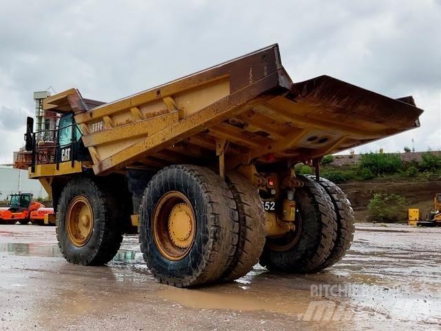 CAT 777F Karjeriniai savivarčiai