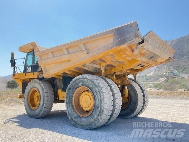 CAT 777F Karjeriniai savivarčiai
