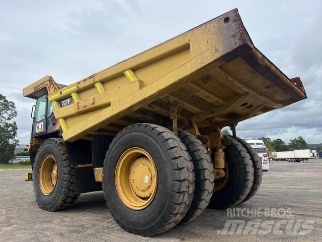 CAT 777F Karjeriniai savivarčiai