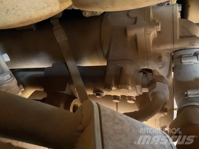 CAT 777F Karjeriniai savivarčiai