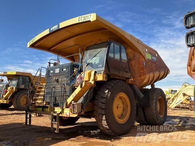 CAT 777G Karjeriniai savivarčiai
