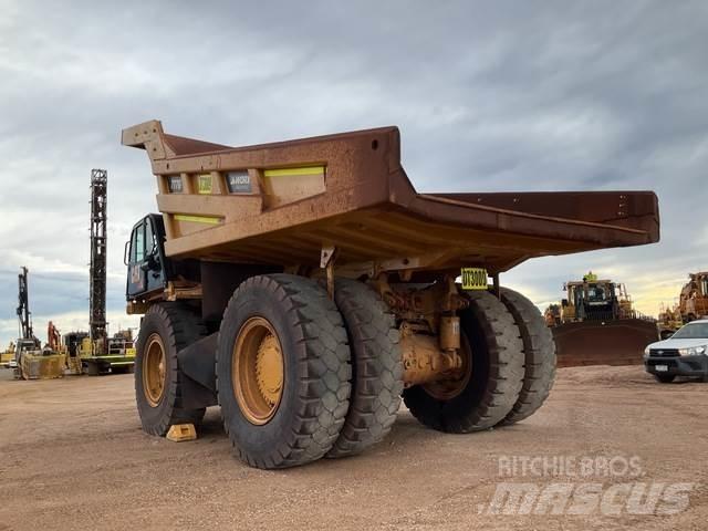 CAT 777G Karjeriniai savivarčiai