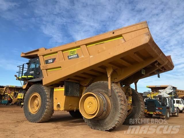 CAT 785D Karjeriniai savivarčiai