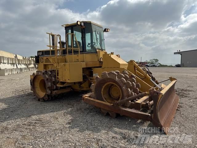 CAT 815F Gruntiniai volai