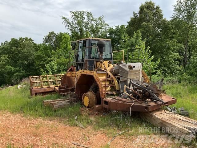 CAT 826G Gruntiniai volai