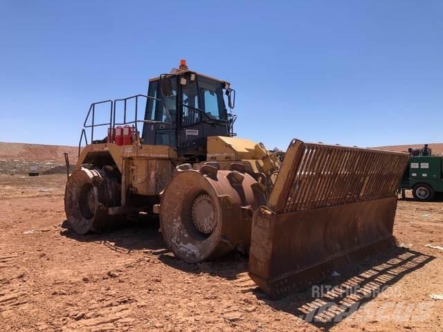 CAT 826G Gruntiniai volai