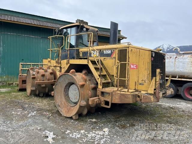 CAT 826H Gruntiniai volai