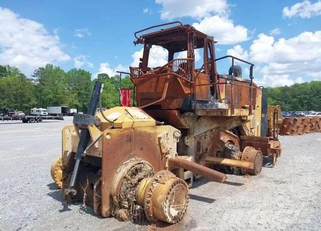CAT 826K Gruntiniai volai