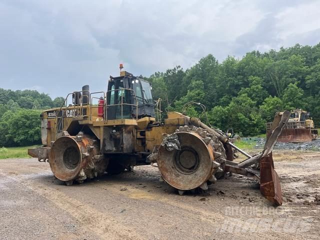 CAT 836G Gruntiniai volai