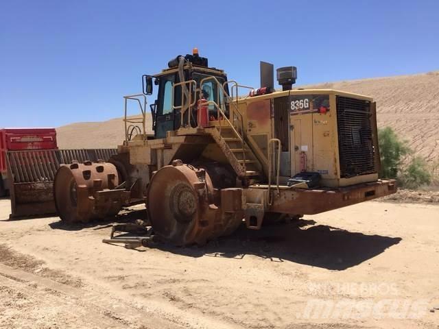 CAT 836G Gruntiniai volai