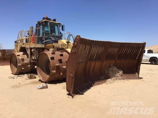 CAT 836G Gruntiniai volai