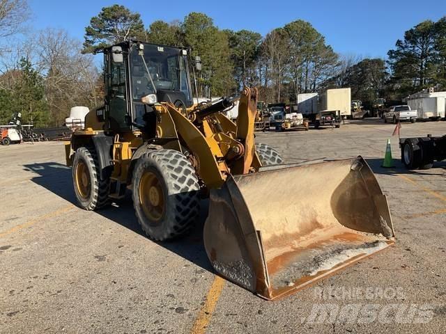 CAT 918M Naudoti ratiniai krautuvai