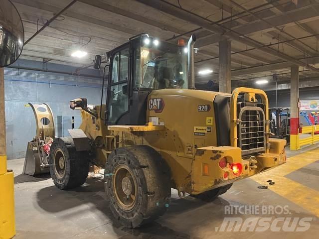CAT 920 Naudoti ratiniai krautuvai