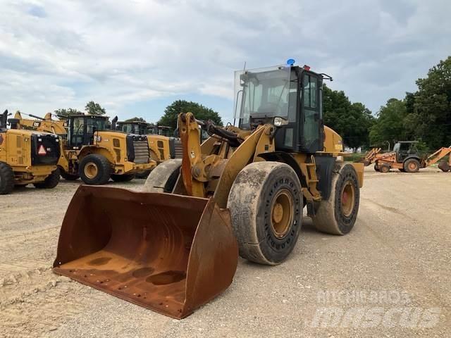 CAT 920 Naudoti ratiniai krautuvai