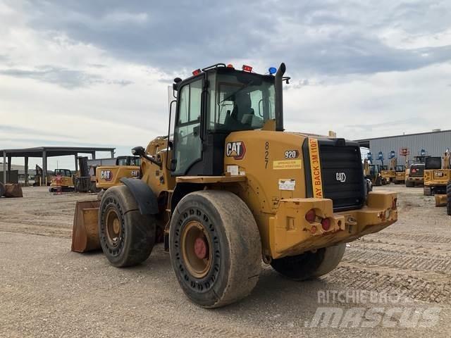 CAT 920 Naudoti ratiniai krautuvai