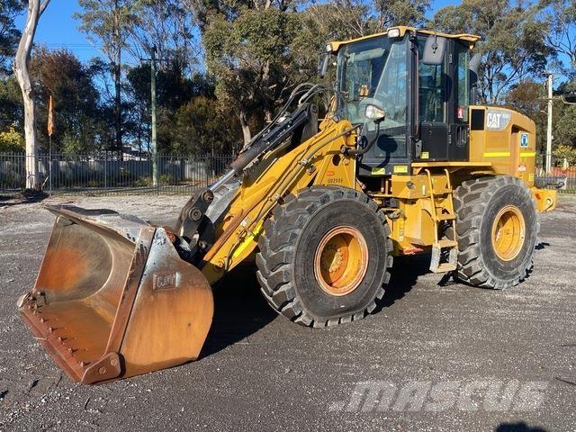 CAT 924H Naudoti ratiniai krautuvai