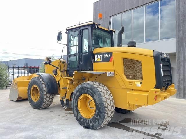 CAT 924K Naudoti ratiniai krautuvai