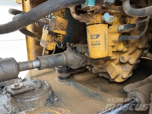 CAT 924K Naudoti ratiniai krautuvai