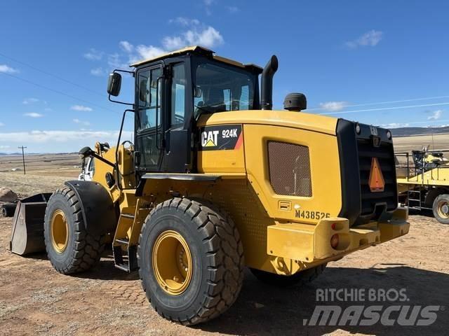 CAT 924K Naudoti ratiniai krautuvai