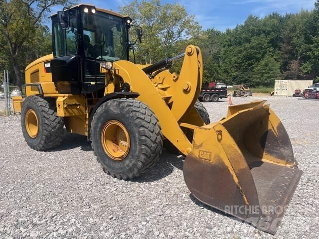 CAT 926M Naudoti ratiniai krautuvai