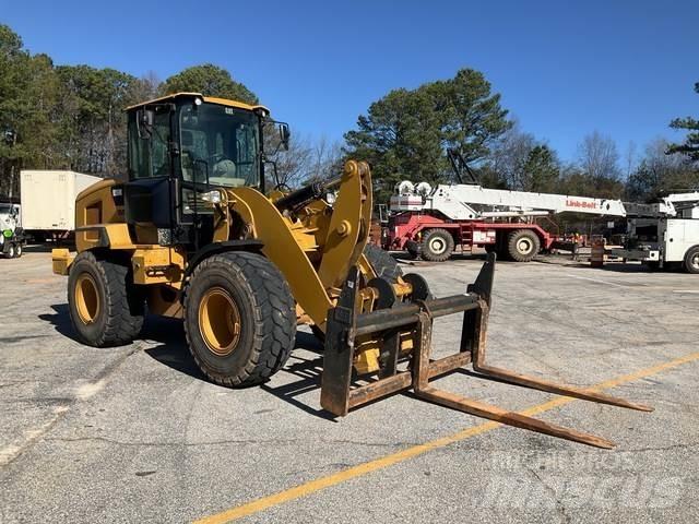 CAT 926M Naudoti ratiniai krautuvai