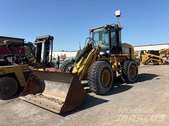 CAT 930G Naudoti ratiniai krautuvai