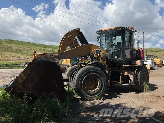 CAT 930M Naudoti ratiniai krautuvai