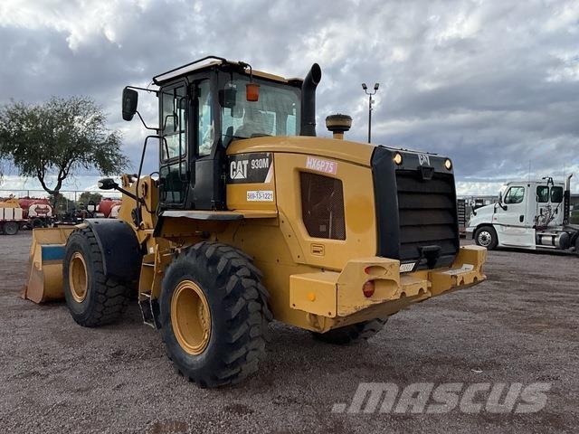 CAT 930M Naudoti ratiniai krautuvai