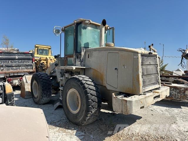 CAT 938G Naudoti ratiniai krautuvai